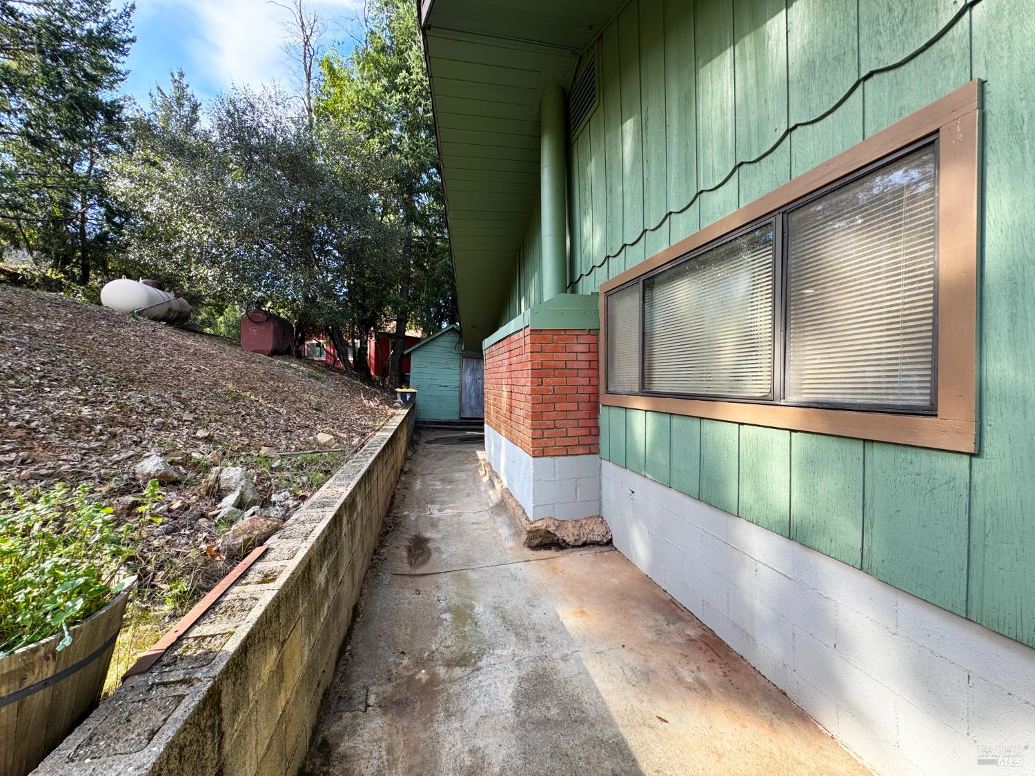 8411 Hwy 175 Highway Hopland CA 95449