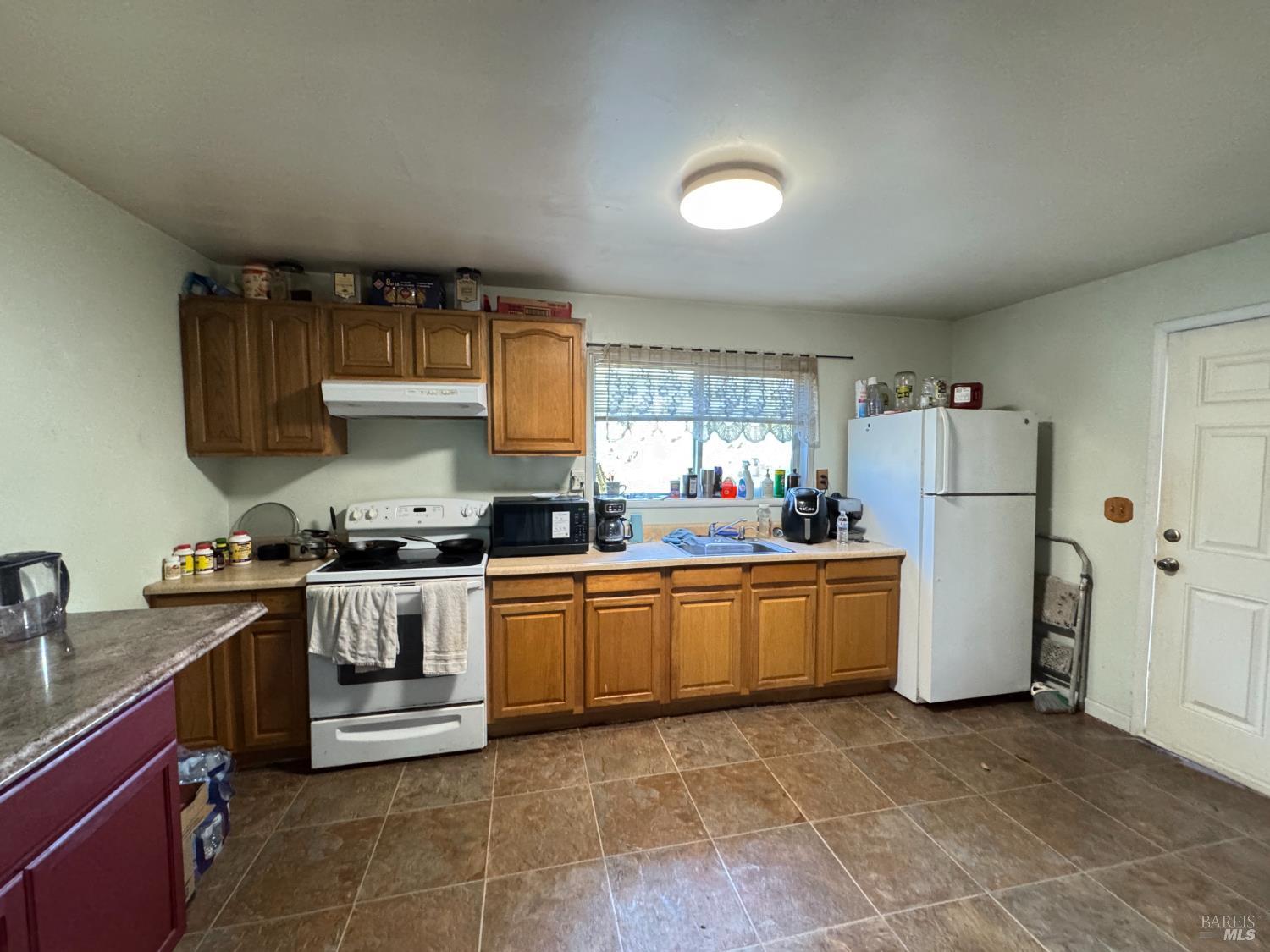8411 Hwy 175 Highway Hopland CA 95449