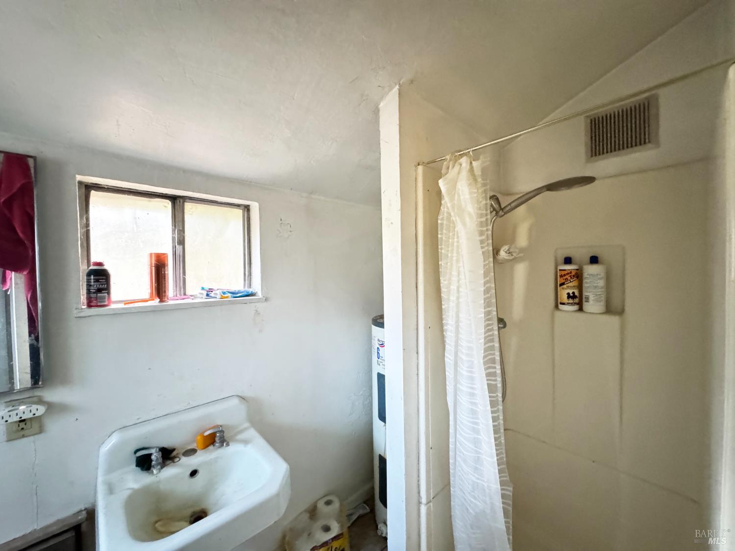 8411 Hwy 175 Highway Hopland CA 95449