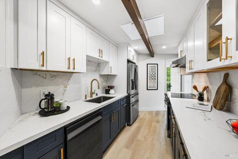 723 Redwood Road San Anselmo CA 94960