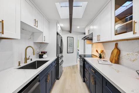 723 Redwood Road San Anselmo CA 94960