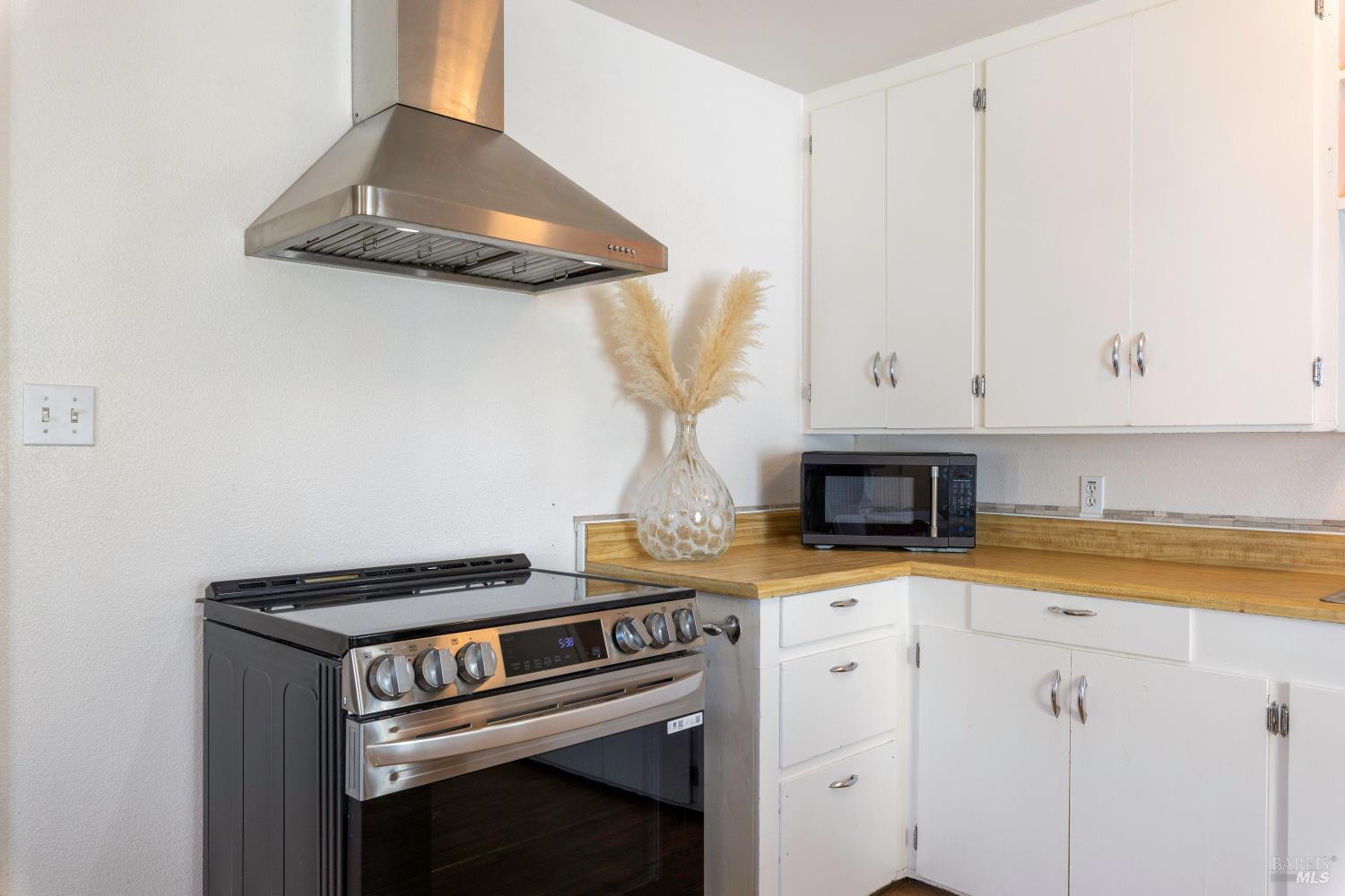 13780 Mountain House Road Hopland CA 95449
