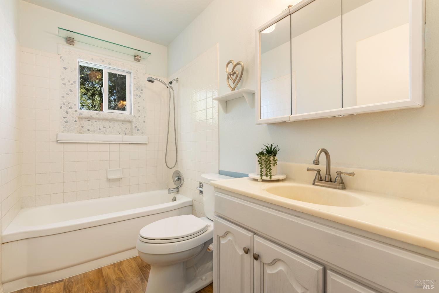 13780 Mountain House Road Hopland CA 95449