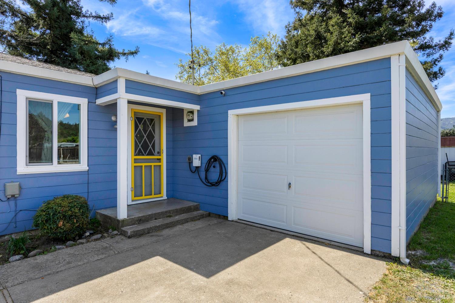 13780 Mountain House Road Hopland CA 95449