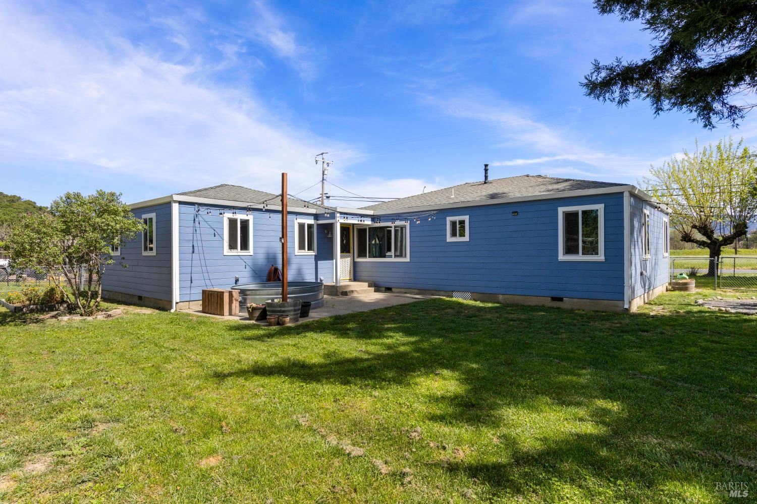 13780 Mountain House Road Hopland CA 95449