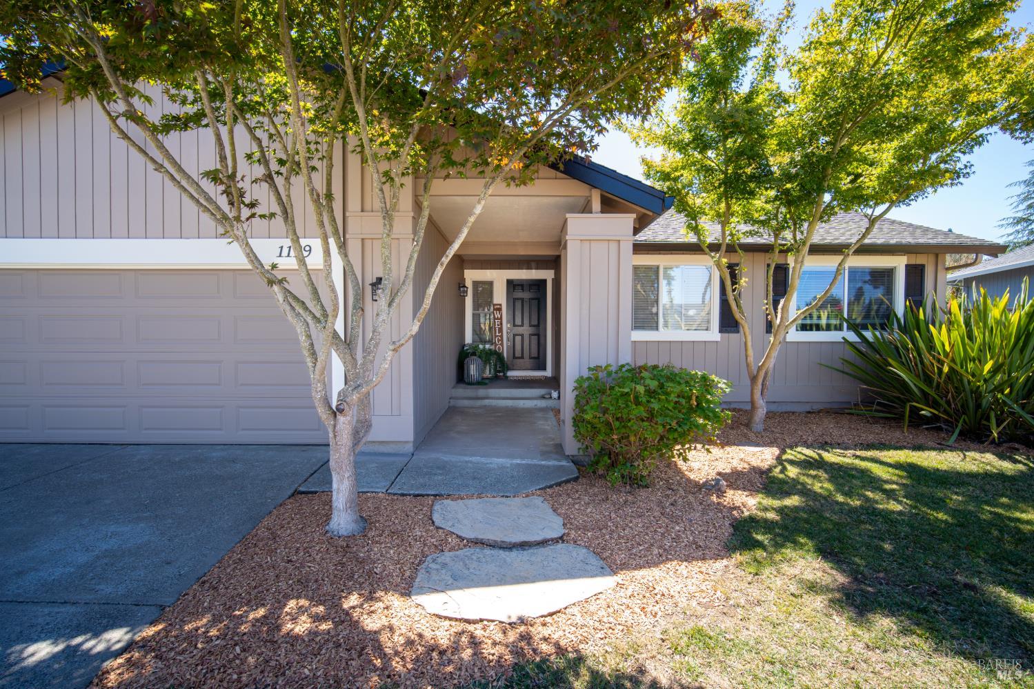 1119 Santa Cruz Way Rohnert Park CA 94928