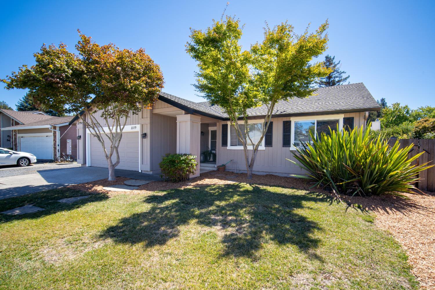 1119 Santa Cruz Way Rohnert Park CA 94928