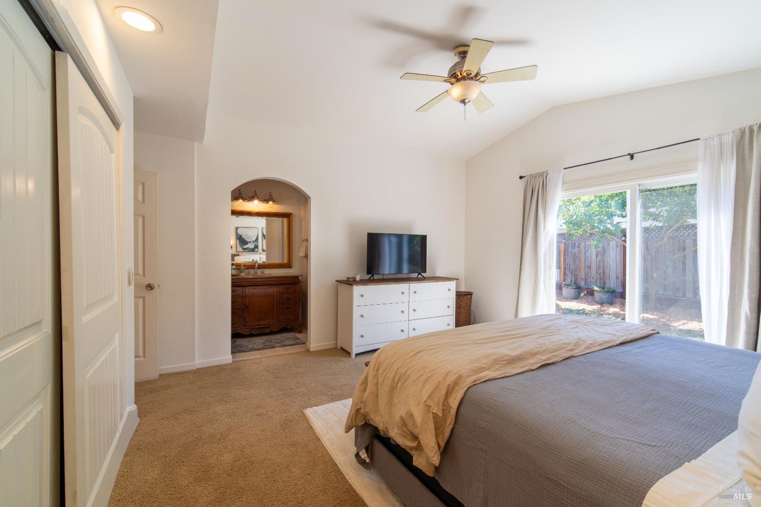 1119 Santa Cruz Way Rohnert Park CA 94928