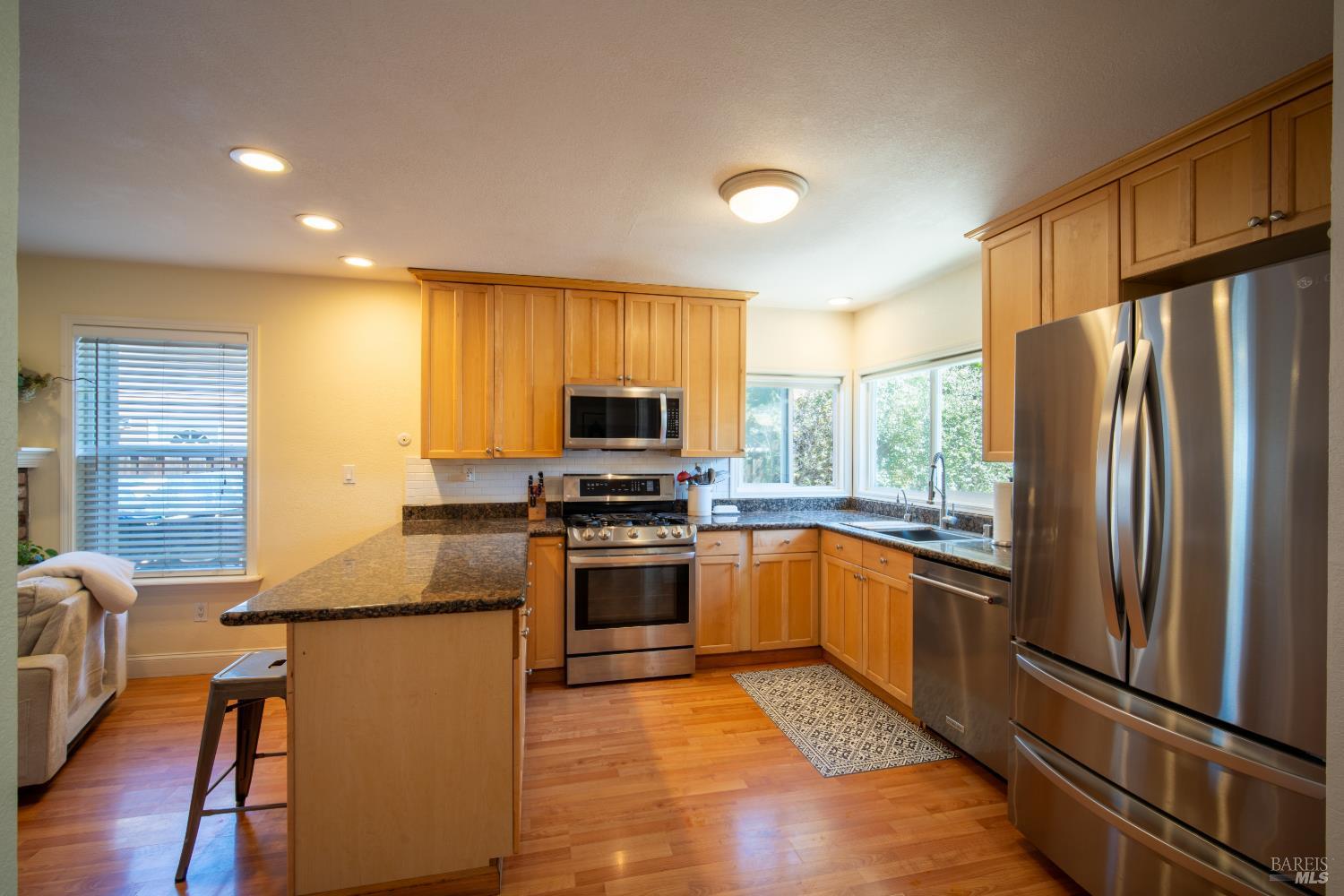 1119 Santa Cruz Way Rohnert Park CA 94928