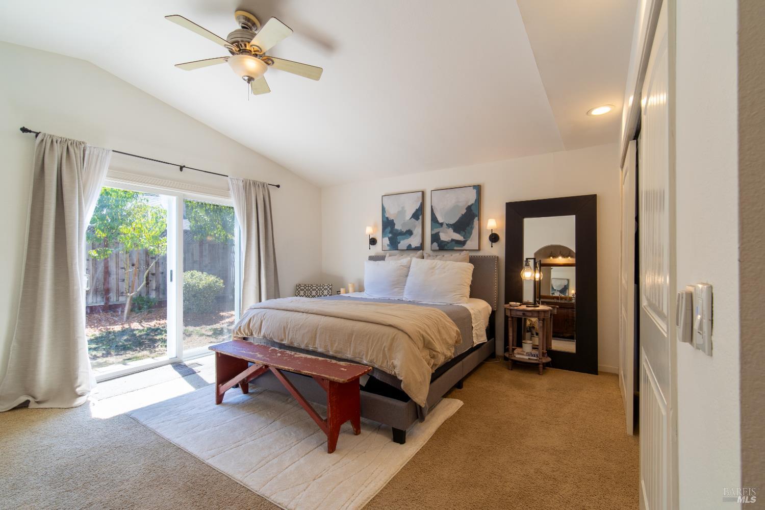 1119 Santa Cruz Way Rohnert Park CA 94928