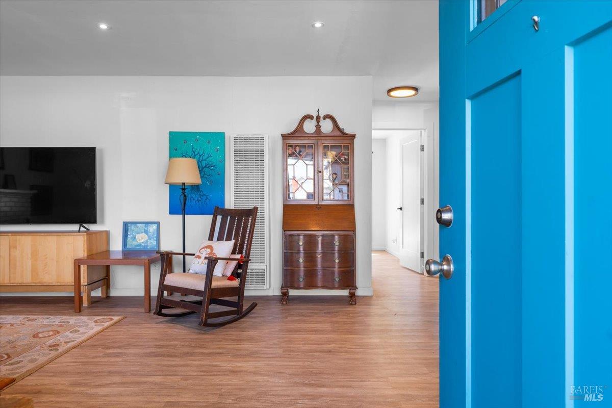 1032 Santa Ana Drive Santa Rosa CA 95404