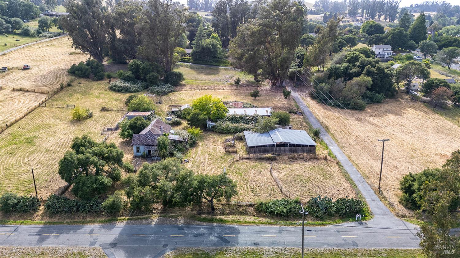 2095 Goodwin Avenue Penngrove CA 94951