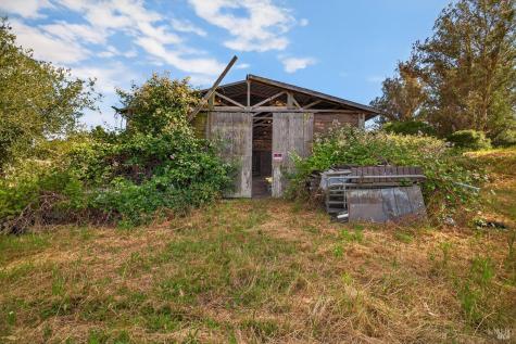 2095 Goodwin Avenue Penngrove CA 94951