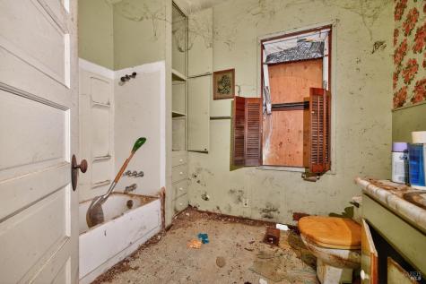 2095 Goodwin Avenue Penngrove CA 94951