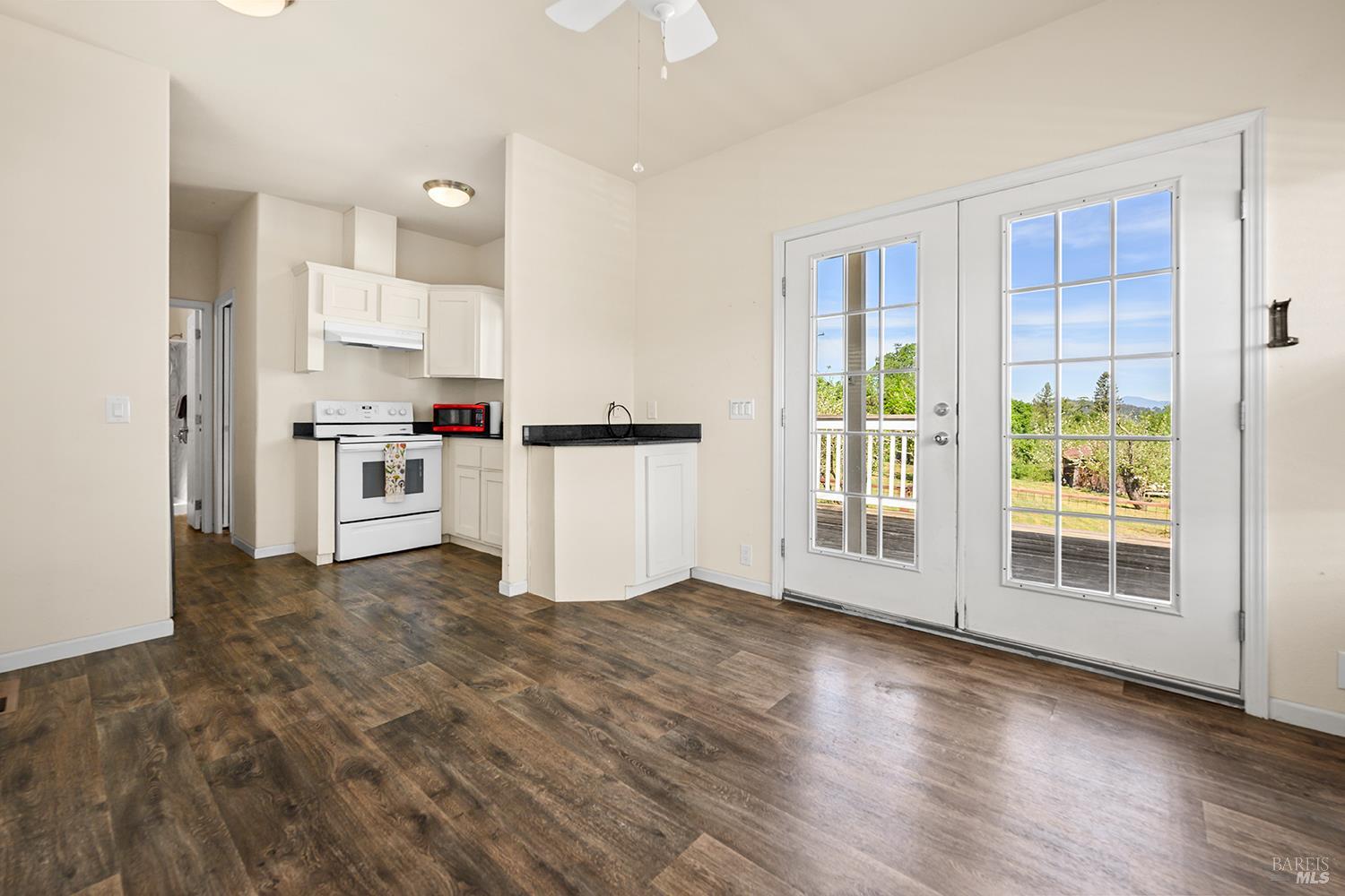 7357 Covey Road Forestville CA 95436
