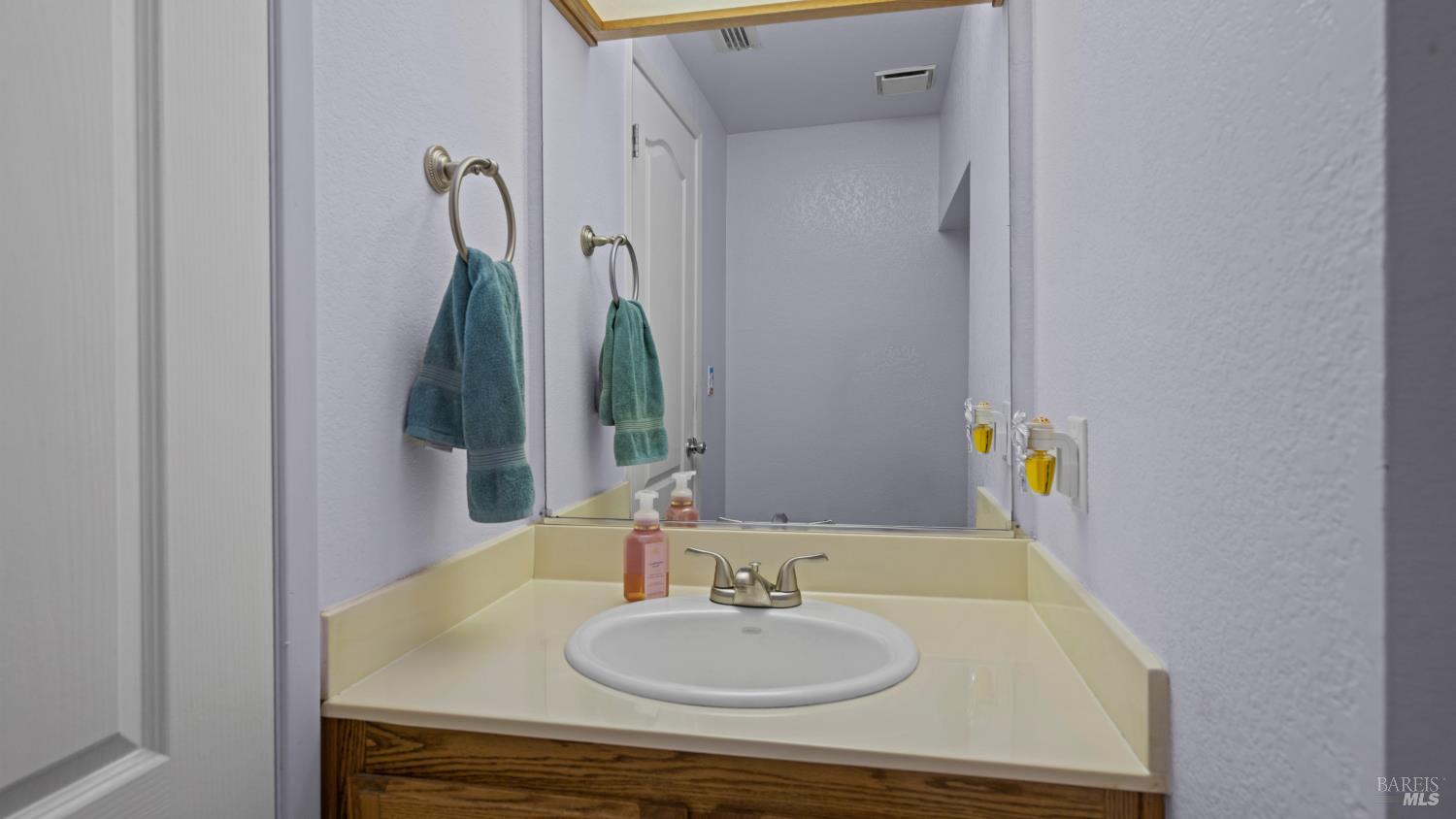 393 Limerick Way Vacaville CA 95688
