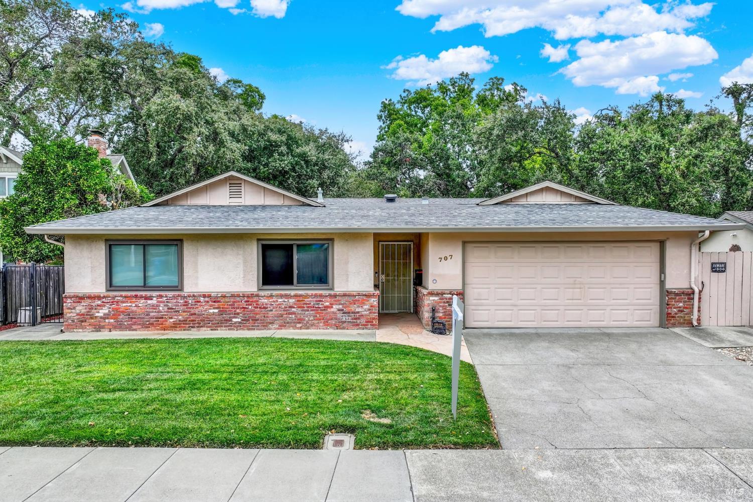 707 Linwood Street Vacaville CA 95688