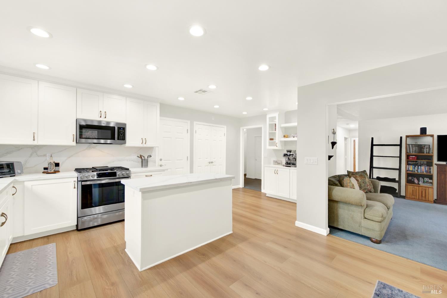 707 Linwood Street Vacaville CA 95688