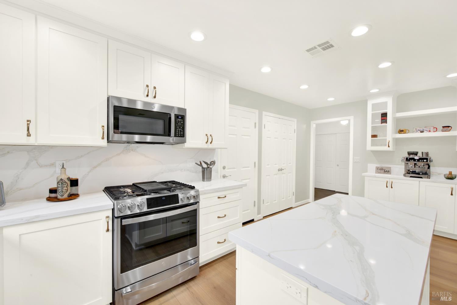 707 Linwood Street Vacaville CA 95688