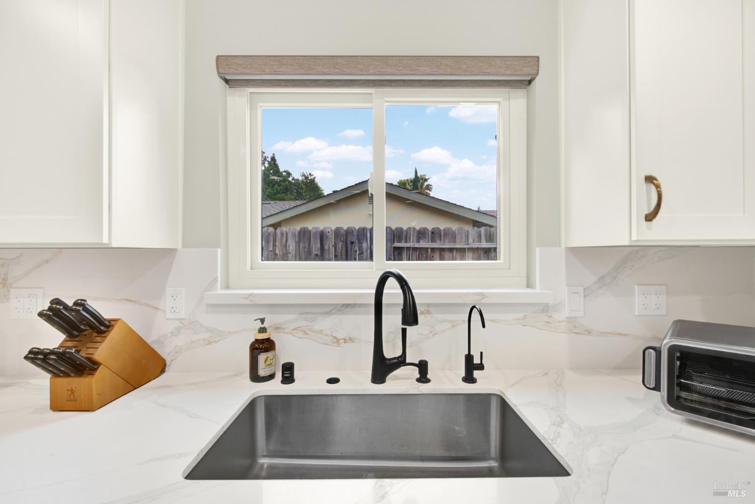 707 Linwood Street Vacaville CA 95688