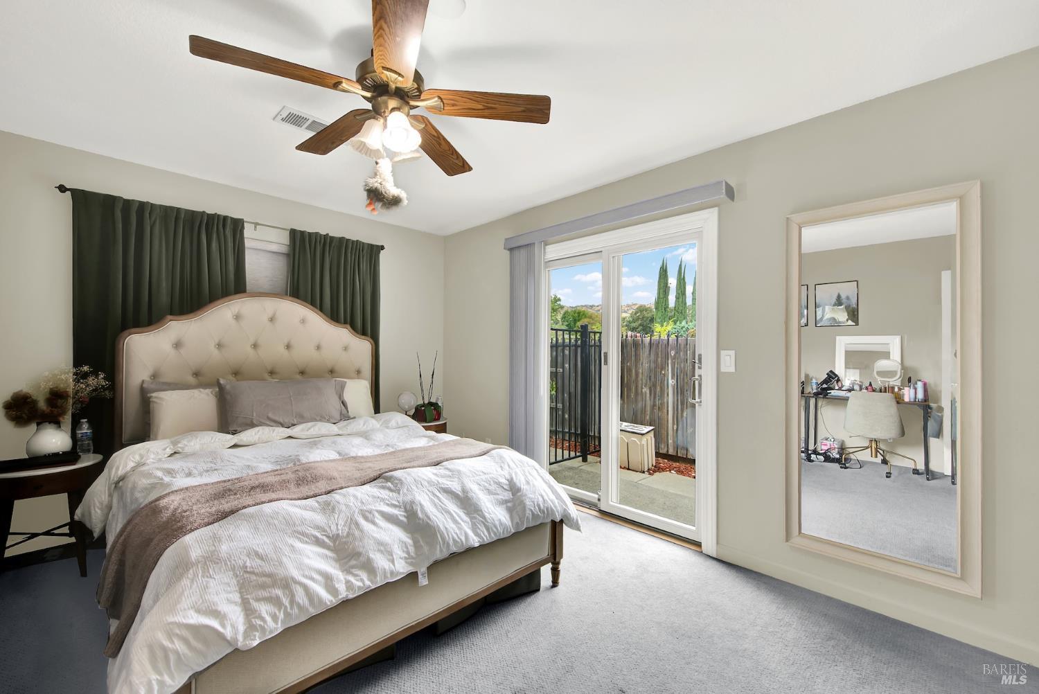 707 Linwood Street Vacaville CA 95688
