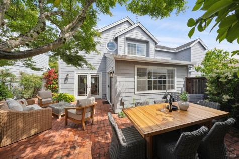 154 Ignacio Valley Circle Novato CA 94949