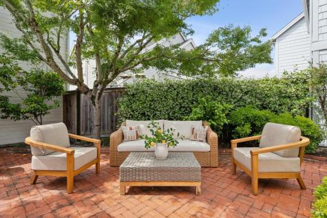 154 Ignacio Valley Circle Novato CA 94949