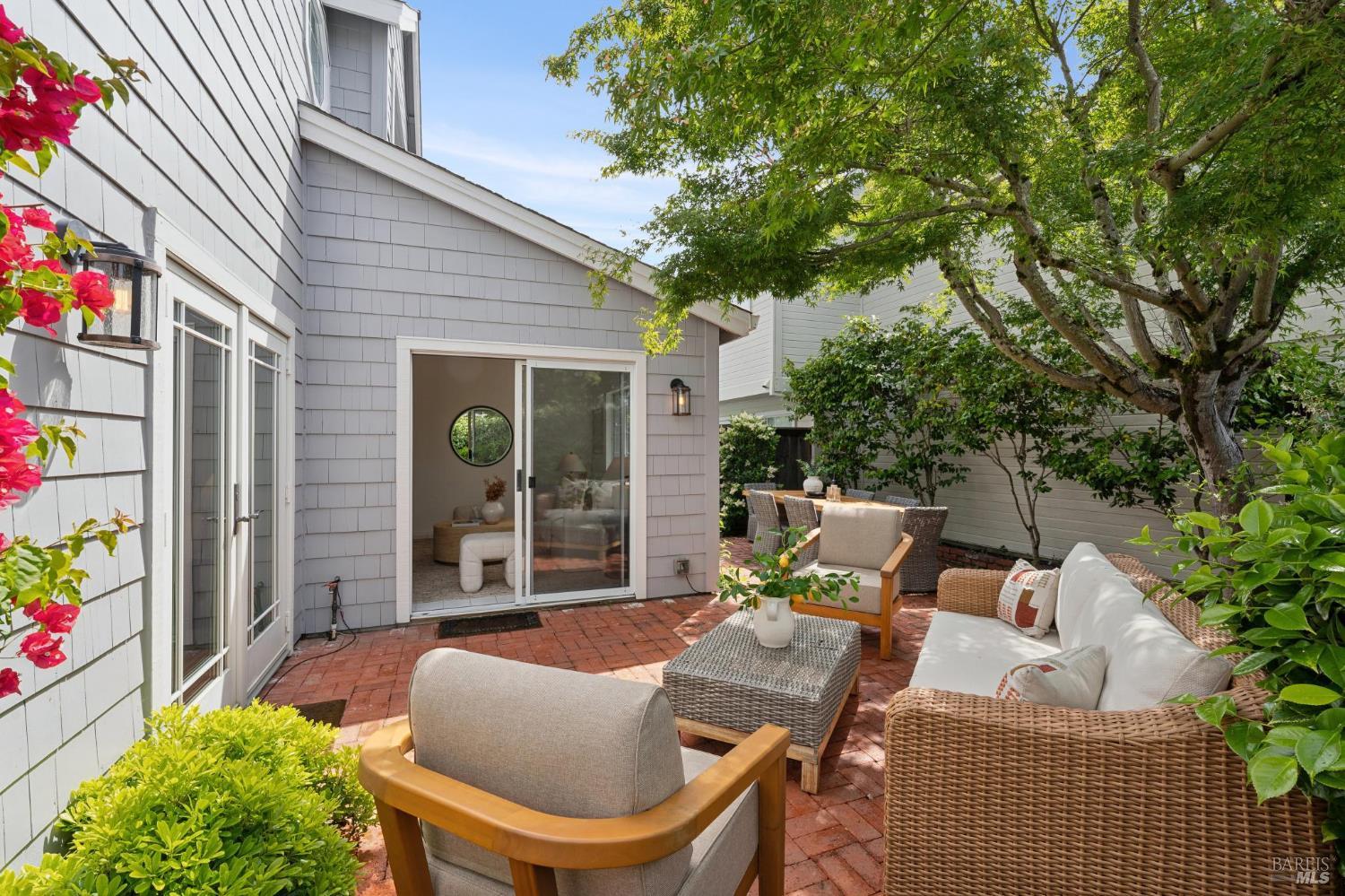 154 Ignacio Valley Circle Novato CA 94949