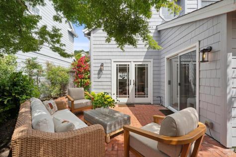 154 Ignacio Valley Circle Novato CA 94949