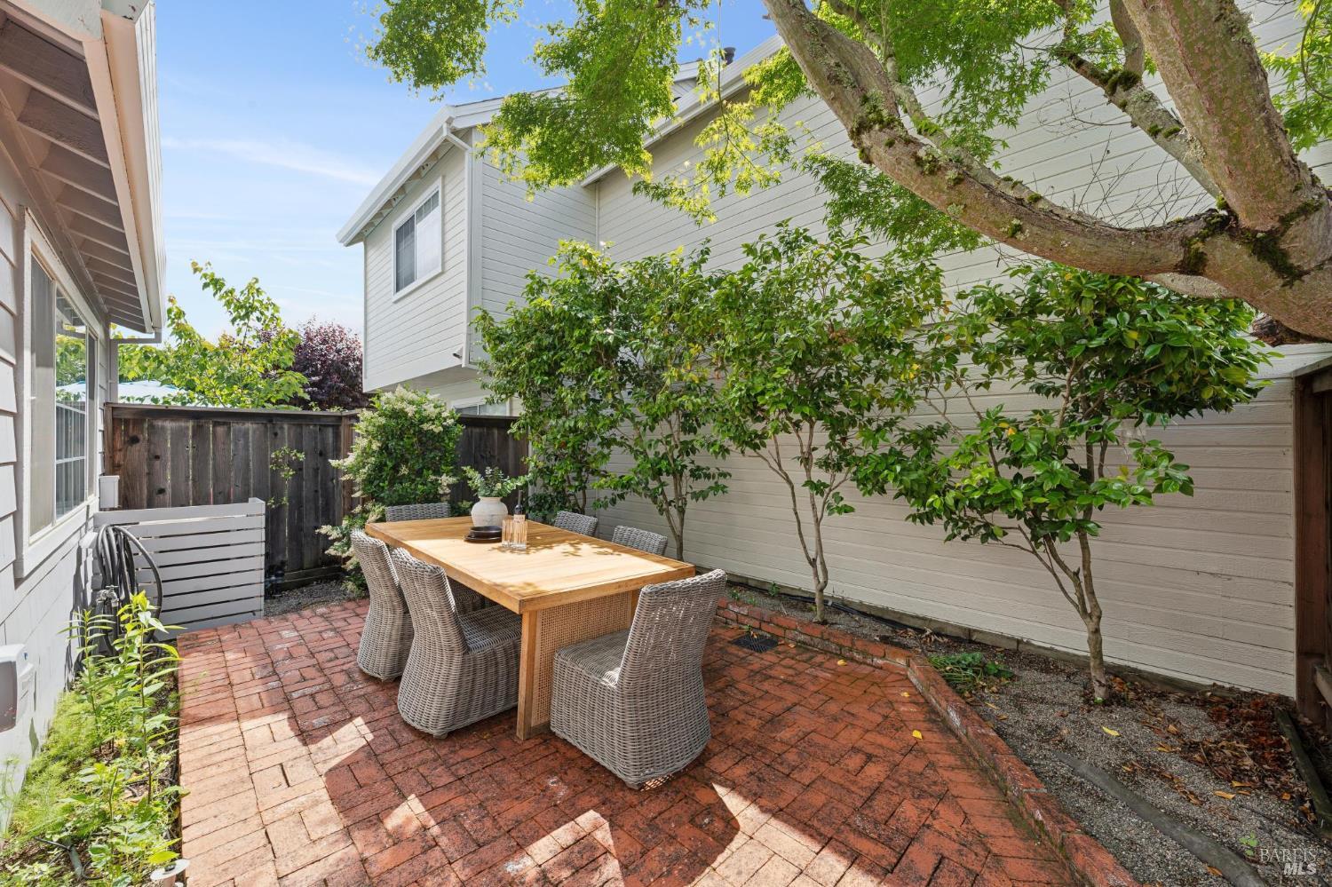 154 Ignacio Valley Circle Novato CA 94949