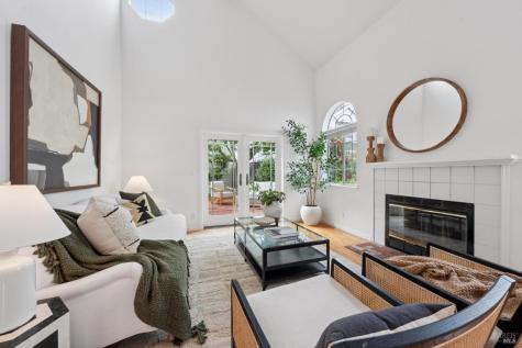 154 Ignacio Valley Circle Novato CA 94949