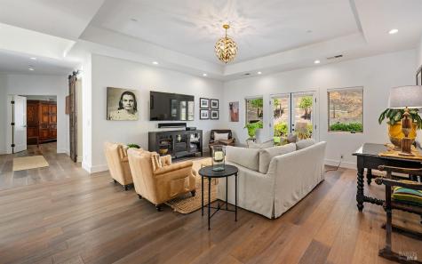 1127 Highland Ranch Road Cloverdale CA 95425