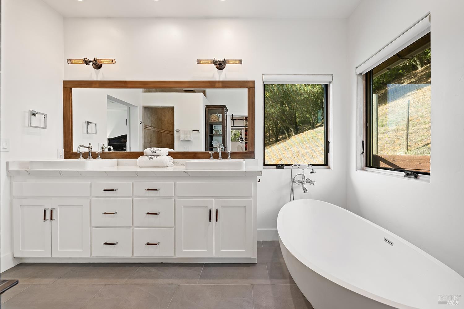 1127 Highland Ranch Road Cloverdale CA 95425