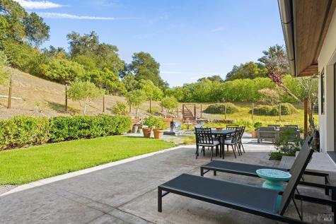 1127 Highland Ranch Road Cloverdale CA 95425