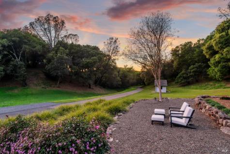 1127 Highland Ranch Road Cloverdale CA 95425