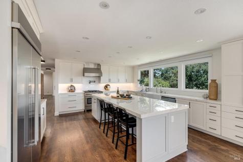 4012 Polled Hereford Drive Santa Rosa CA 95404