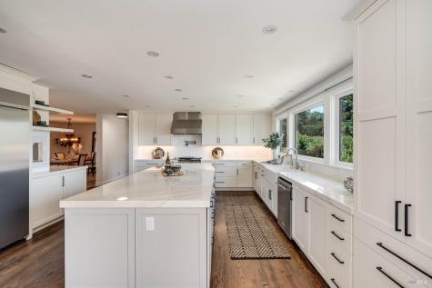 4012 Polled Hereford Drive Santa Rosa CA 95404