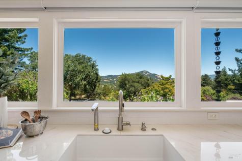 4012 Polled Hereford Drive Santa Rosa CA 95404