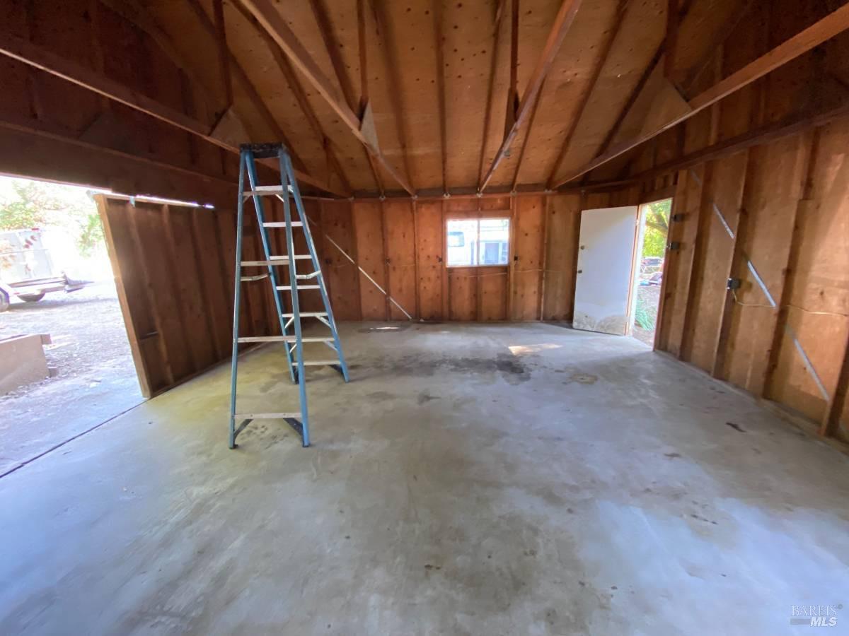 9251 N State Street Redwood Valley CA 95470