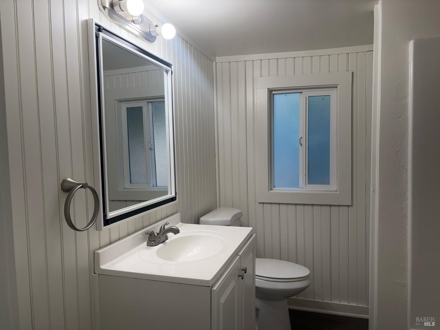 9251 N State Street Redwood Valley CA 95470