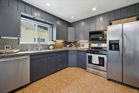 15 Ward Street Healdsburg CA 95448