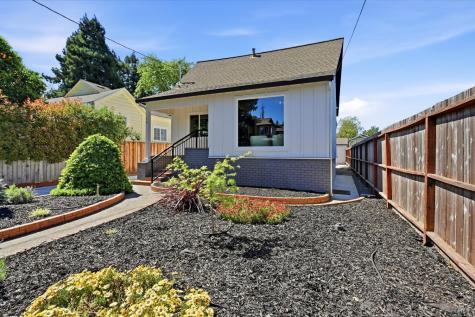 15 Ward Street Healdsburg CA 95448