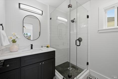 15 Ward Street Healdsburg CA 95448