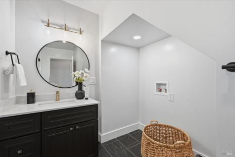 15 Ward Street Healdsburg CA 95448