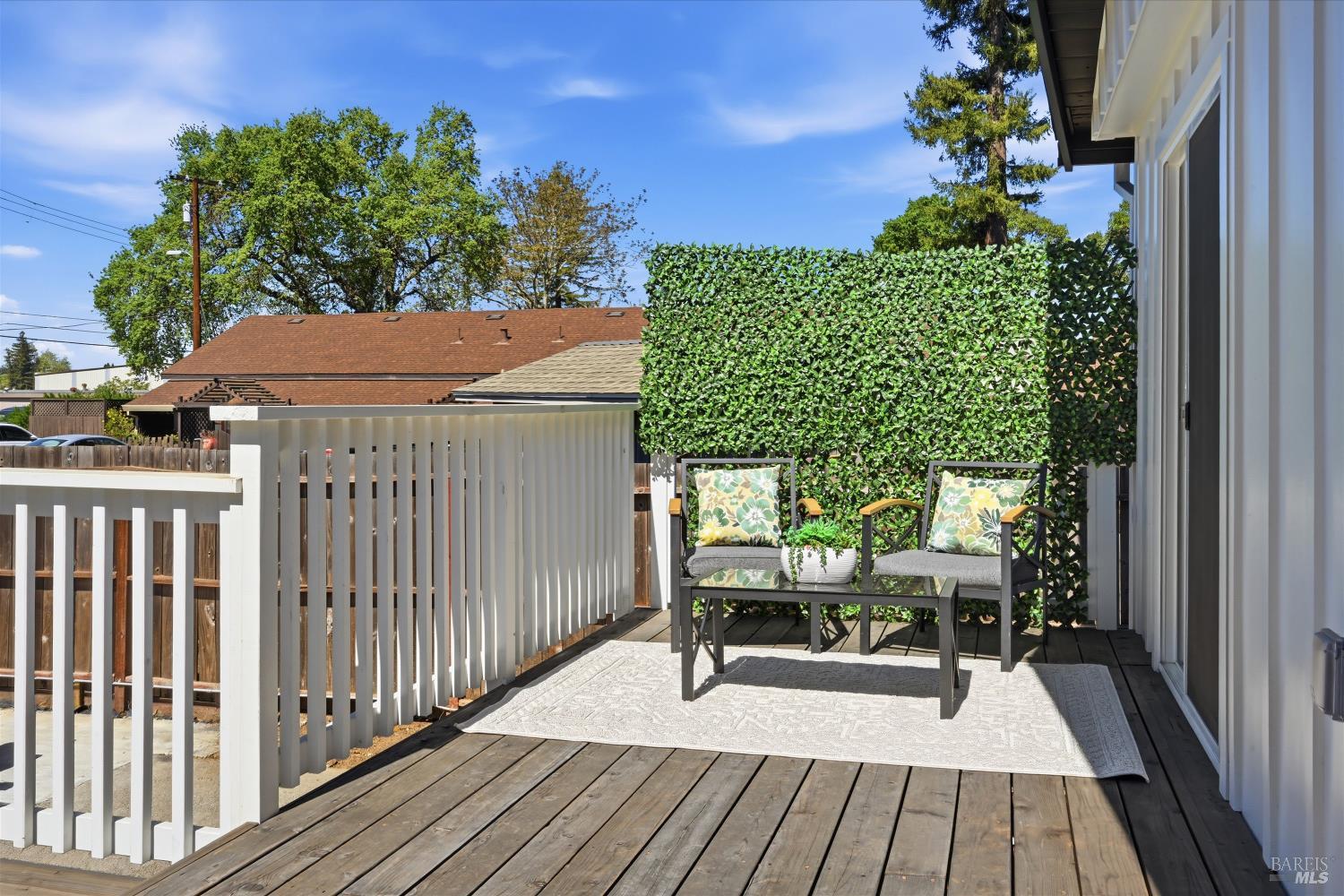 15 Ward Street Healdsburg CA 95448