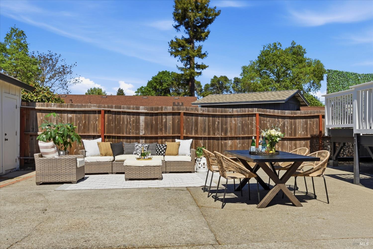 15 Ward Street Healdsburg CA 95448