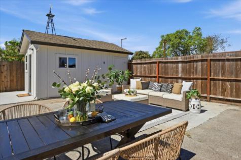 15 Ward Street Healdsburg CA 95448