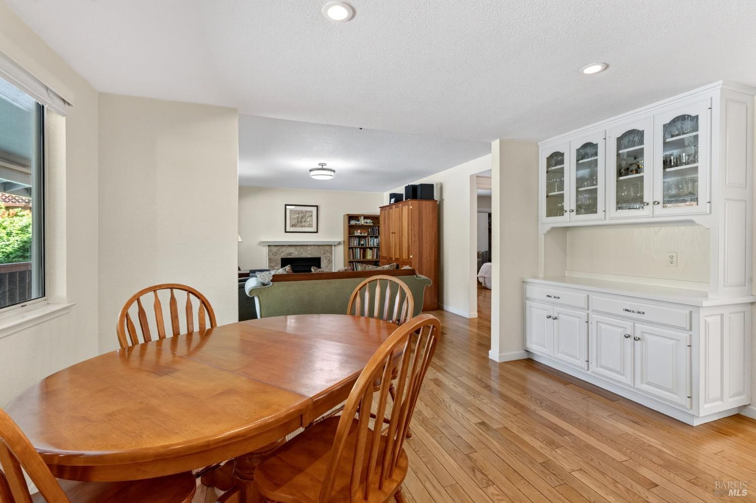 421 Greens Drive Healdsburg CA 95448