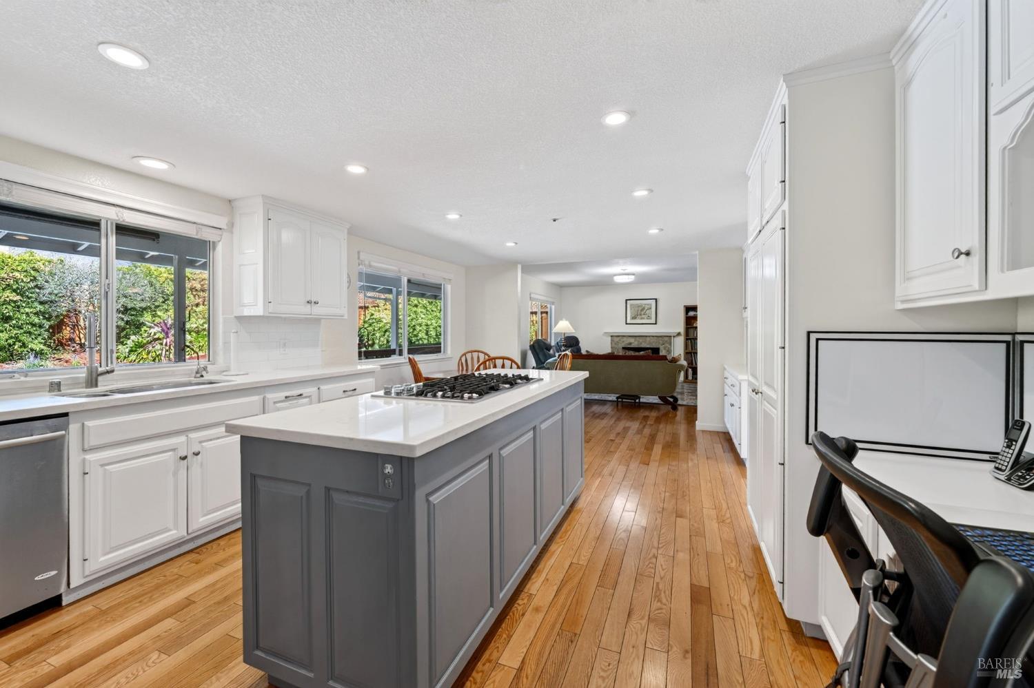 421 Greens Drive Healdsburg CA 95448