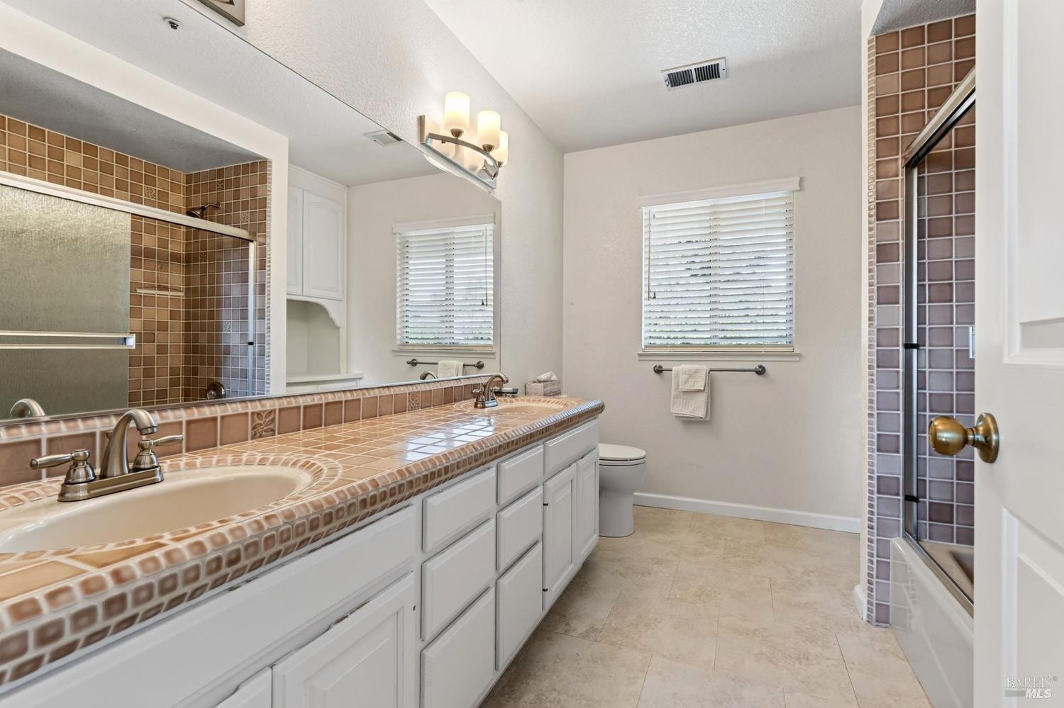 421 Greens Drive Healdsburg CA 95448